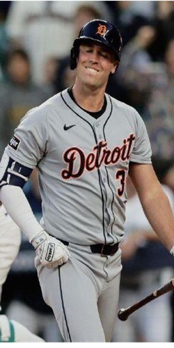 Detroit Tigers player at bat